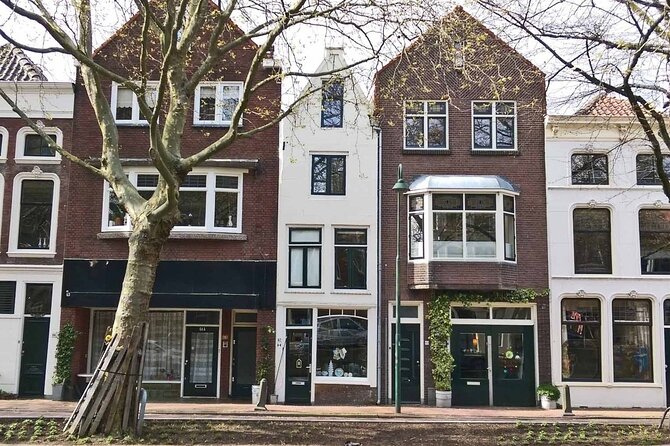 2-Hour Walking Tour in Gouda All inclusive - Cheese, trade, and the Weighing House