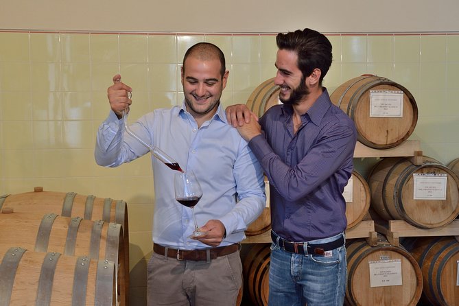 4 Wines Tasting with 2 Tuscan Cheeses & Tour at the winery - What the $44.55 price gives you