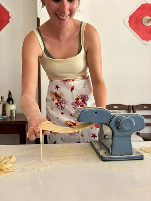 Amalfi Coast: Mozzarella, Pasta and Tiramisù Cooking Class - The view and the sense of place