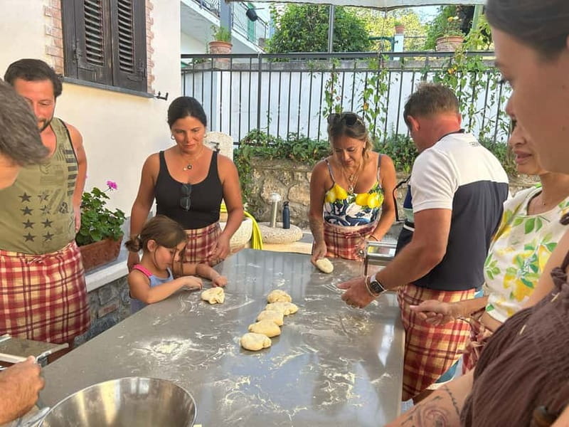 Amalfi Cooking class: tagliatelle, mozzarella and tiramisù - Starting with the farm and the Amalfi view