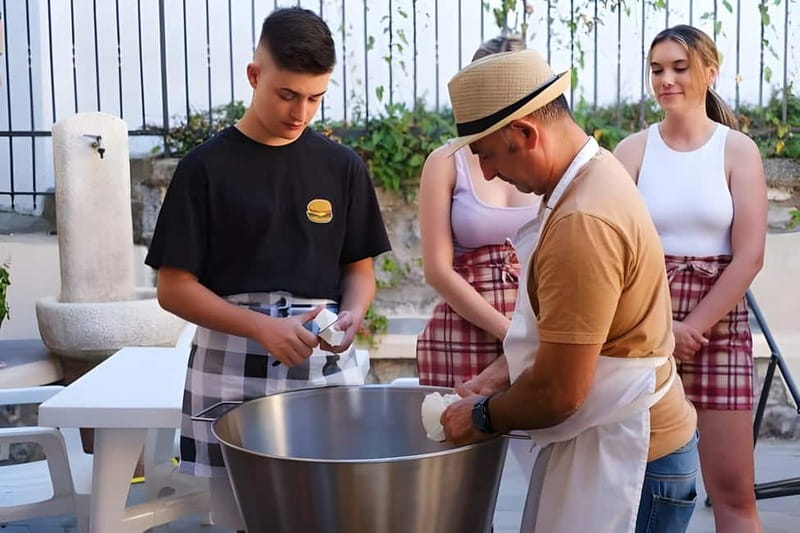 Amalfi: Make Gnocchi, Mozzarella and Tiramisù - Why the family setting matters