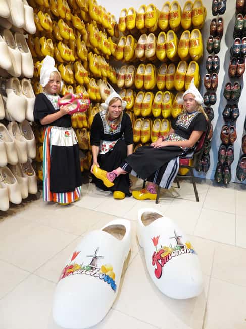 Amsterdam: Cheese, Clogs, Flowers and Windmills Tour - What the private format adds