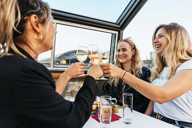 Amsterdam: Cozy Cheese & Wine Cruise Tasting Experience - Who should book this cruise?