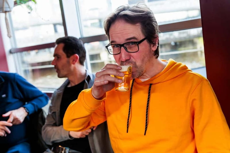 Amsterdam: Guided Craft Beer Tasting with cheese and snacks - The first pour turns tasting into a guessing game