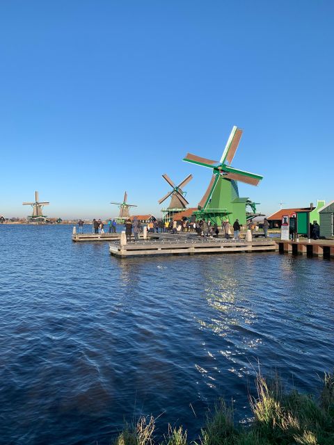 Amsterdam: Guided Zaanse Schans, Windmills & Cheese Tour - Cheese tasting at Catharina Hoeve Cheese Farm