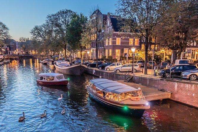 Amsterdam Small-Group Evening Canal Cruise Including Wine, Craft Beer, Cheese - Who should choose this evening cruise?