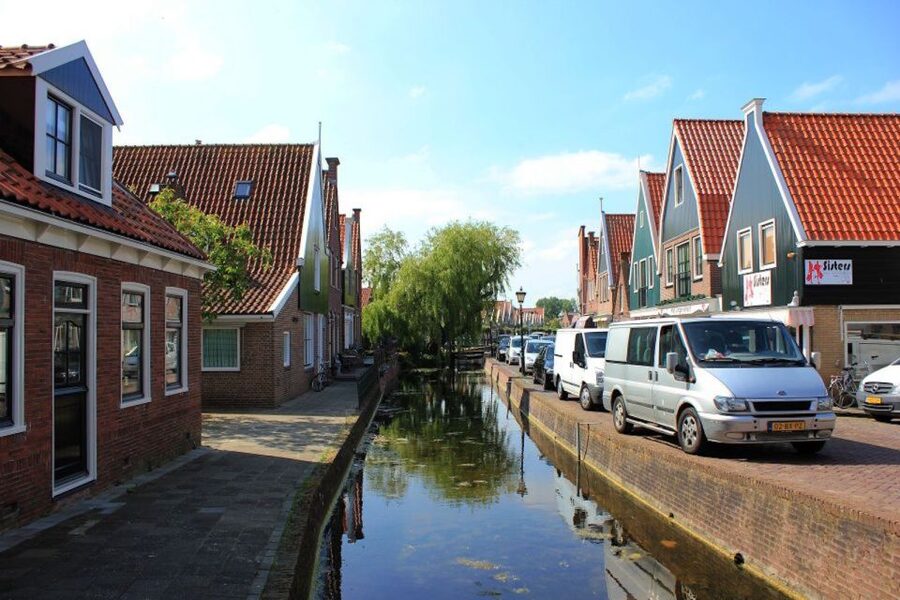 Amsterdam: Volendam, Windmill, and Cheese Farm Private Tour - Cheese and clogs: the hands-on Dutch stops
