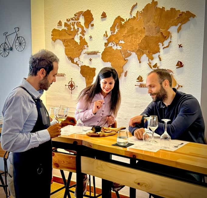 Athens: Acropolis Wine Tasting with Cheese and Olives - The cheese course is part of the lesson