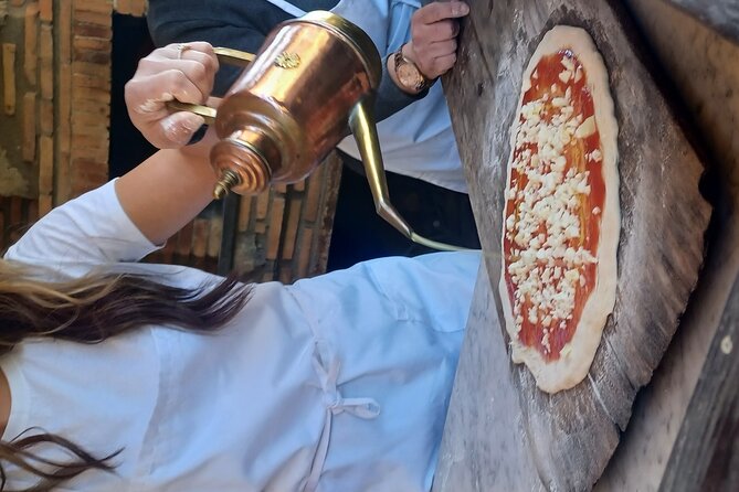 Authentic Farm Tour with Pizza, Cheese, Wine & Limoncello Tasting - The family atmosphere makes the difference