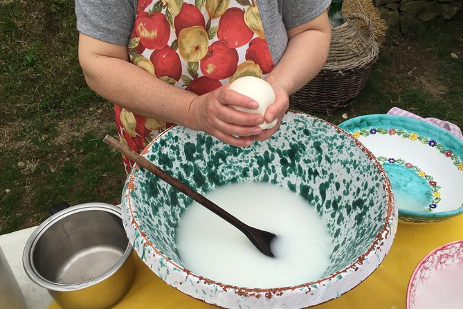 Authentic Farm Tour with Pizza, Cheese, Wine & Limoncello Tasting - Wine, olive oil, and lemons in one walk