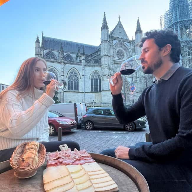 Blind Tasting: 4 Bordeaux Natural Wine + Cheese experience - What the 4.8 rating tells you