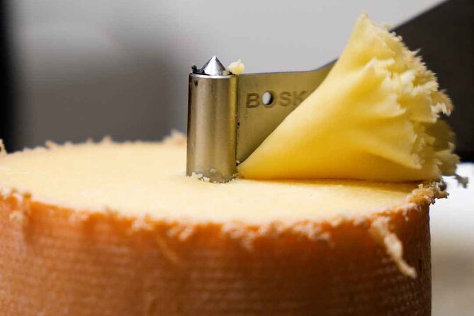 Bordeaux Gourmet Experience : tasting of French cheeses & wines - Why the Bordeaux setting adds value