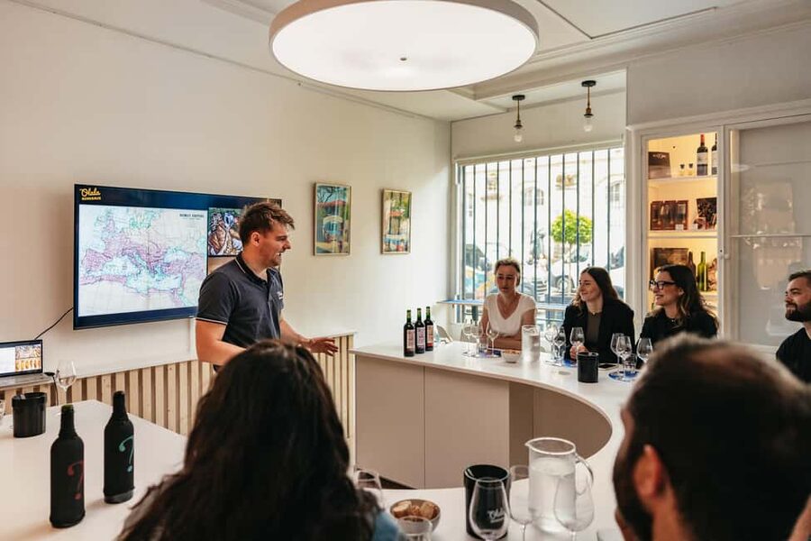 Bordeaux: Wine Masterclass with Cheese and Charcuterie Board - Three Single-Grape Reds And Bordeaux’s Blending Tradition