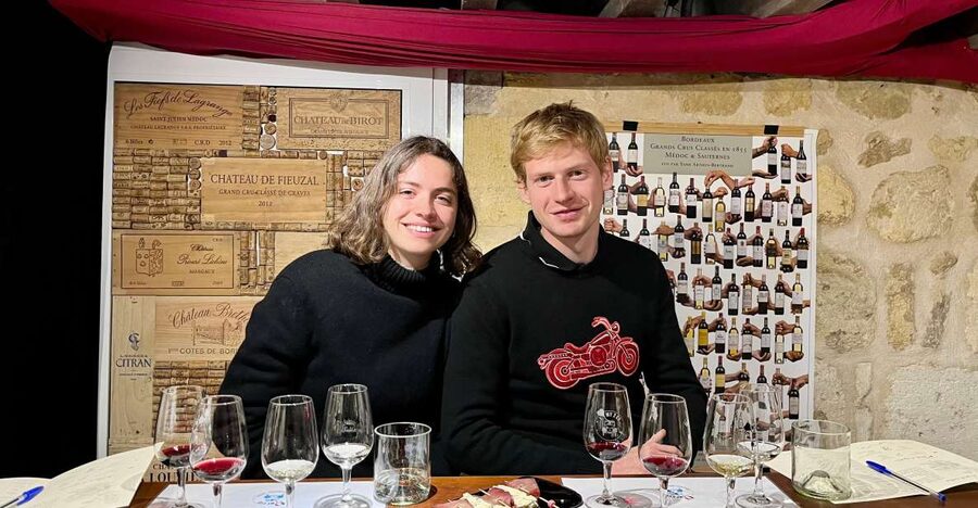 Bordeaux wines : tasting with 4 white wines and cheeses - Meeting at 25 Avenue Thiers