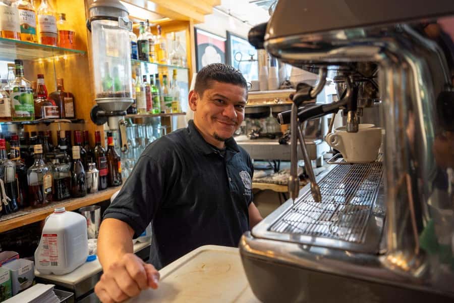 Boston: North End Food Experience with Pizza, Meats & Cheese - Fresh Bread And The First Taste Of Italy