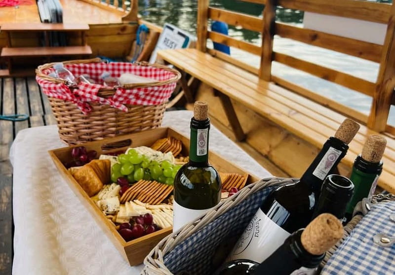 Bydgoszcz: River Cruise with local Wine and Cheese Tasting - Why a Brda River cruise makes sense in Bydgoszcz