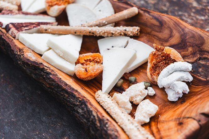 Cheese and Wine Tasting (Guided Tour INCLUDED) - Starting at Diaseli Traditional Cheesery