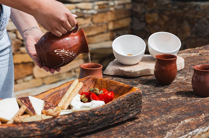 Cheese and Wine Tasting (Guided Tour INCLUDED) - Why the small group size matters