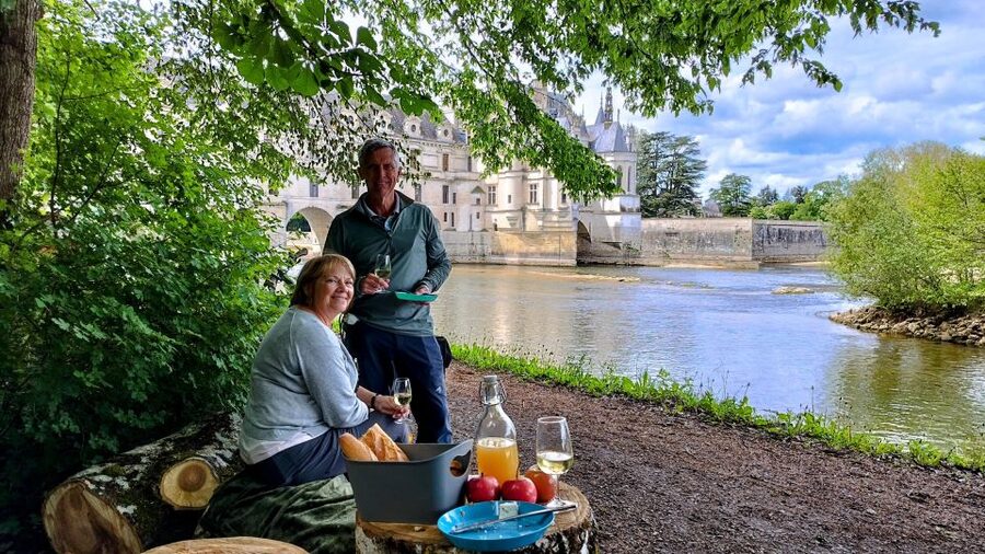 Chenonceau: guided ebike ride and wine & cheese picnic lunch - Key details at a glance