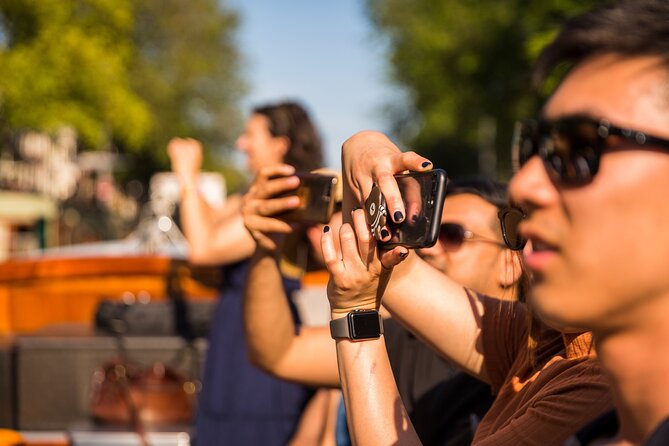 Classic Salonboat Tour in Amsterdam Including Cheese and Wine - A gentle start beside the Anne Frank House