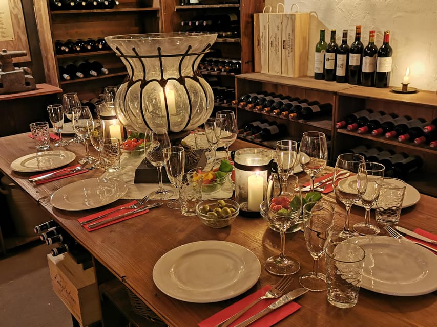 Cologne-Nippes: Gourmet wine tasting with cheese platter - What the guide adds to the evening