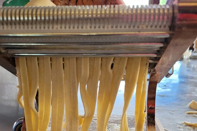 Cooking lesson: tagliatelle, mozzarella and tiramisu - What the $84.29 price includes in practical terms