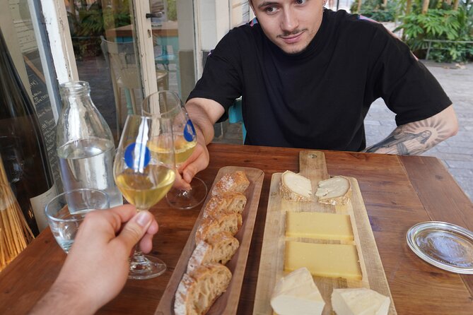 Discover our Terroirs and Tasting Cheese and Wine - Three French wines and the logic of pairing