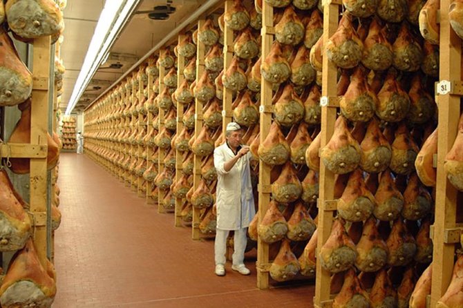Discover Parma’s Flavors: Parmigiano & Prosciutto Food Tour - Why this Parma food tour works