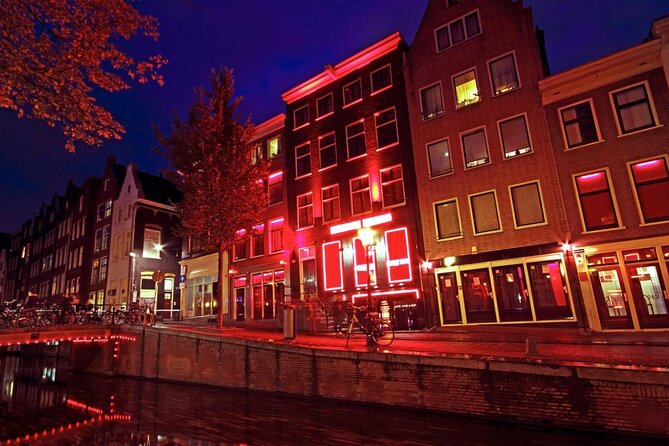 Dutch Cheese & Drinks Guided Amsterdam Boat Tour, All Inclusive - What makes this canal cruise worth considering