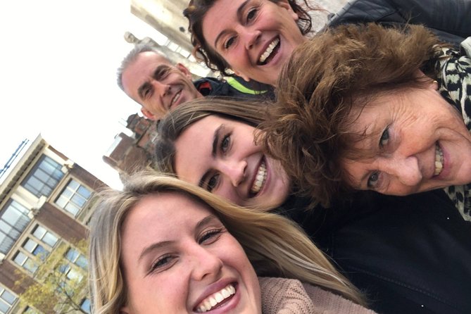 e-Scavenger hunt Gouda: Explore the city at your own pace - Gouda Cheese Market connects the city to its best-known product