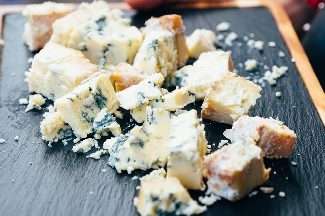 Edinburgh Cheese Crawl : Guided Food Tour - The outdoor tasting issue