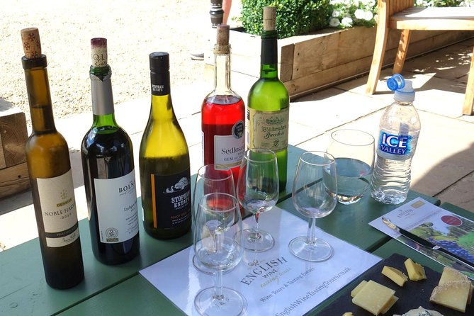 English Wine and Cheese Tour from London - Wayfarer Wines Starts the Tasting