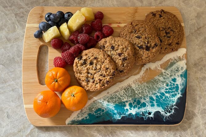 Epoxy Resin Cheese Board Art Class - Turning a plain board into ocean-style art