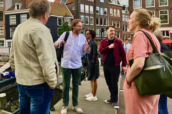 Exclusive Cheese Walk & Dutch Wine Discovery - Shopping through the Nine Streets