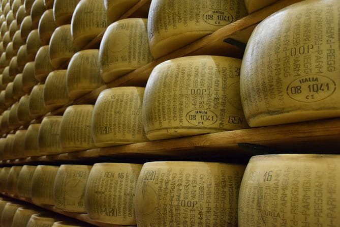 Exclusive Emilia-Romagna,Parmigiano, Prosciutto, Balsamic, Wine - Key points to know before booking