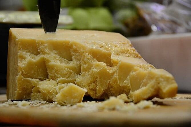 Exclusive Emilia-Romagna,Parmigiano, Prosciutto, Balsamic, Wine - Villabianca: traditional balsamic vinegar and a proper Emilia-Romagna lunch