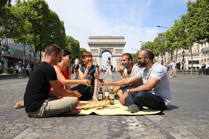 First Day Bike Tour, Top Sights, hidden gems, Wine&Cheese picnic - From Pont dIena to the Champs-Elysées