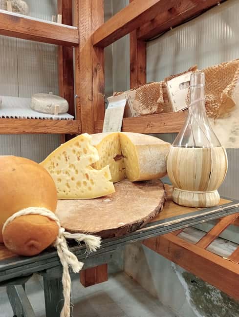 Florence: Secret of Wine and Cheese in a Winery - First impressions at the farmhouse winery