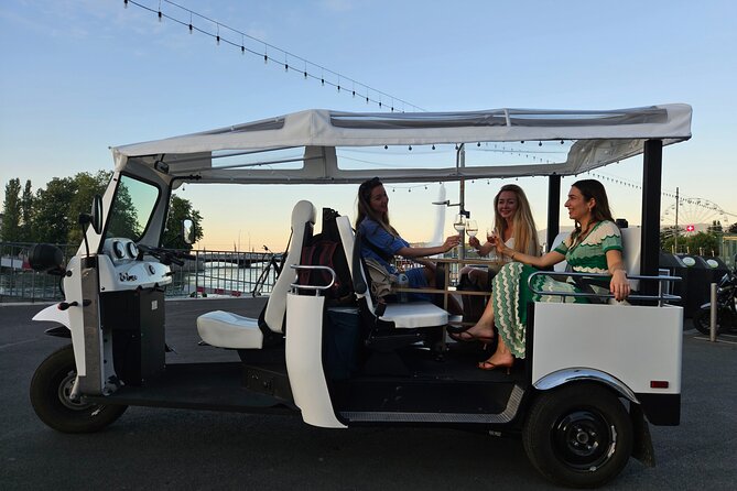Fondue and wine private Tuk Tuk tour in Geneva - How the guide shapes the experience