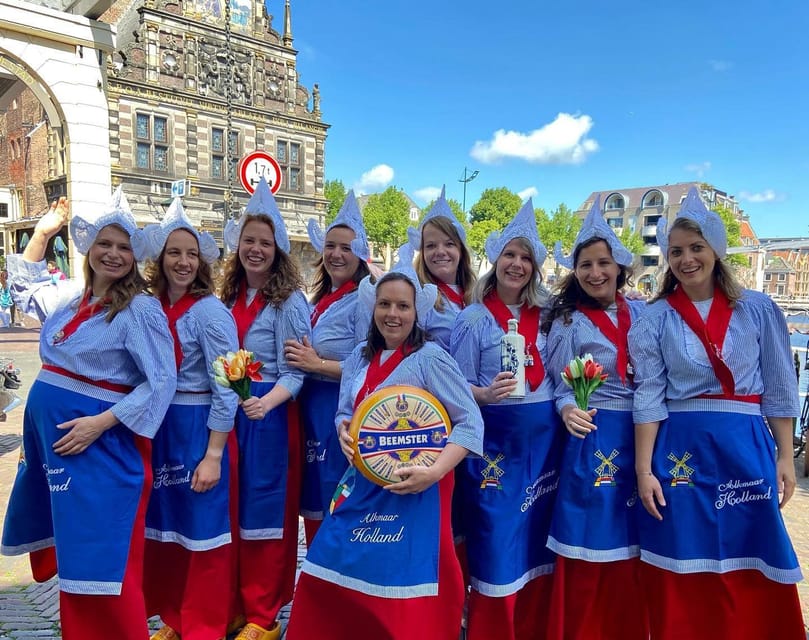 From Amsterdam; Alkmaar Cheese market & Zaanse Schans - A 30-minute walk through Alkmaar
