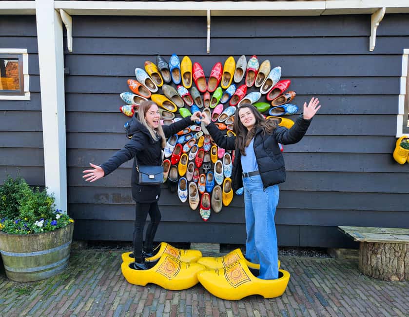 From Amsterdam: Volendam and Zaanse Schans Tour with Cheese - Clogs and cheese make the history tangible