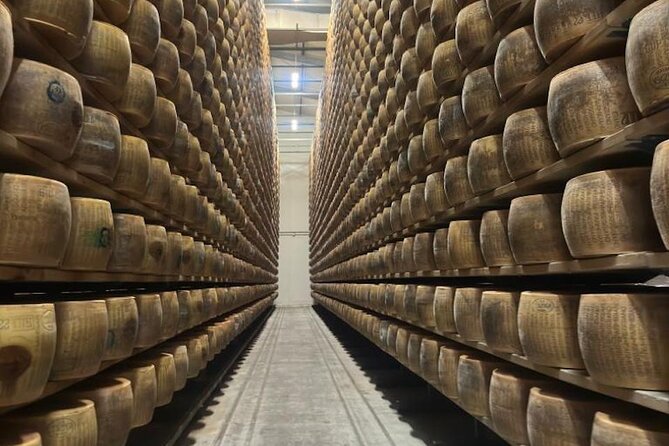 From Bologna: Parmesan Cheese & Balsamic Vinegar Tour+Lunch - The Bologna pickup and one-hour ride