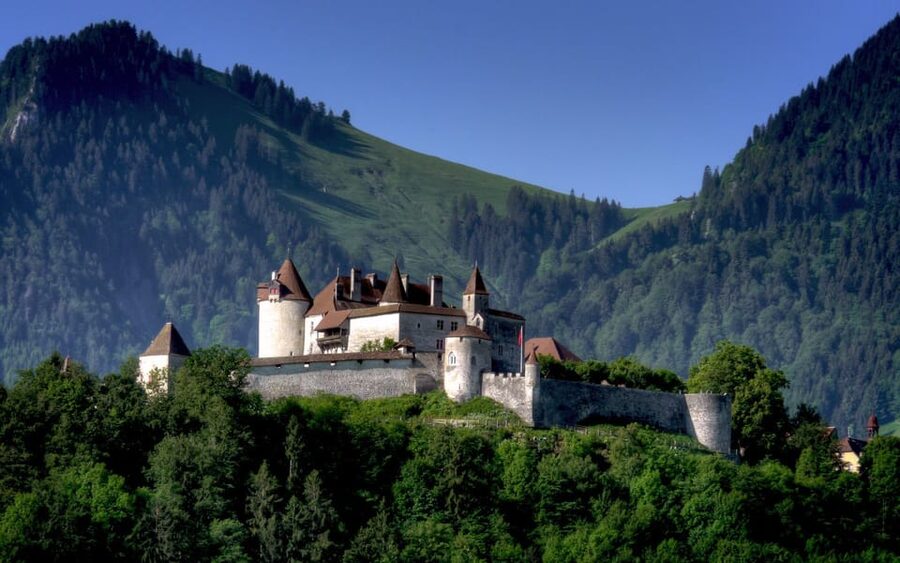 From Geneva: Gruyères Private Tour Cheese & Chocolat Factory - The two-hour ride from Geneva