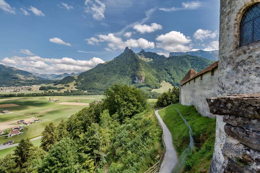 From Lausanne: Gruyères Tour with Chocolate & Cheese Tasting - The timing and the pace