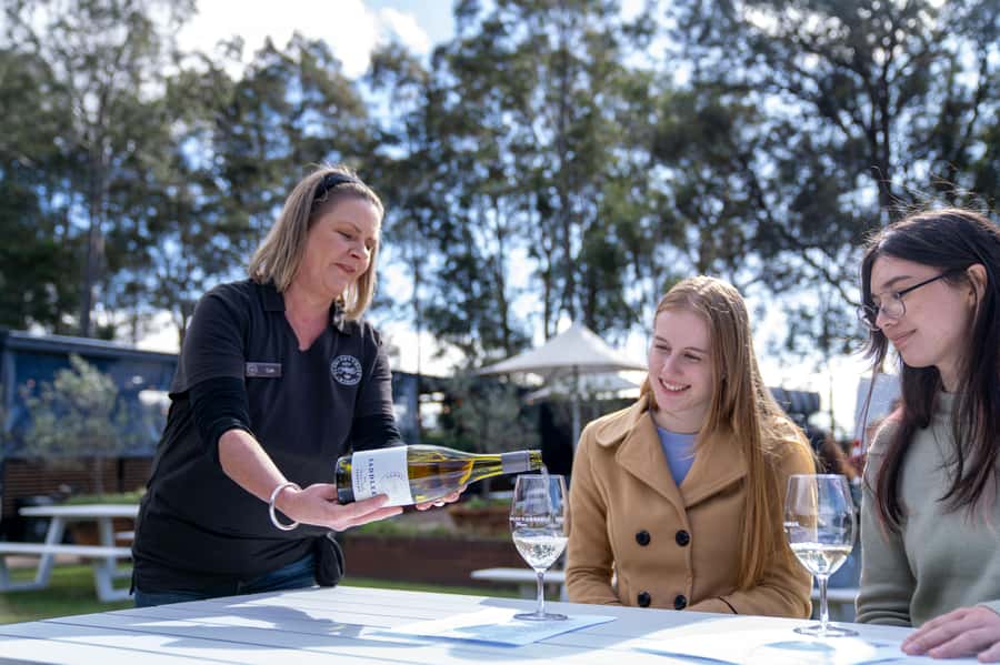 From Sydney: Award-Winning Hunter Valley Wine & Cheese Tour - Who should book this tour?