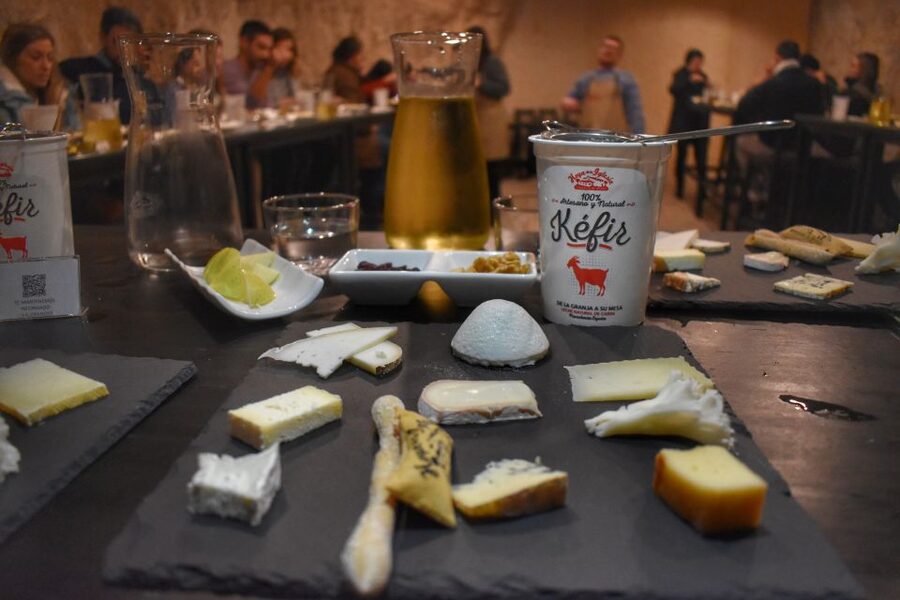 From Valencia: Guided Cheese Factory Tour with Wine Tasting - Pedrones and the three-brother cheese factory