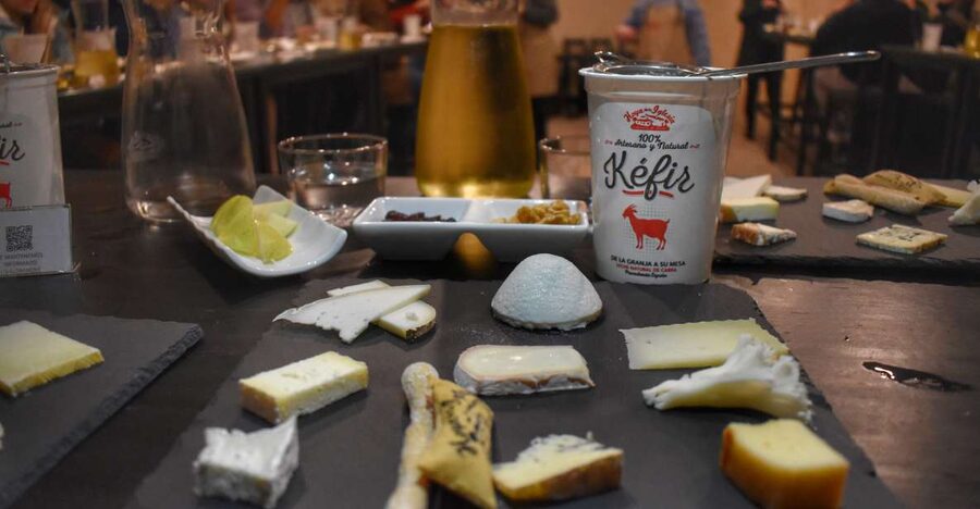 From Valencia: Guided Cheese Factory Tour with Wine Tasting - Leaving Valencia early for Utiel-Requena