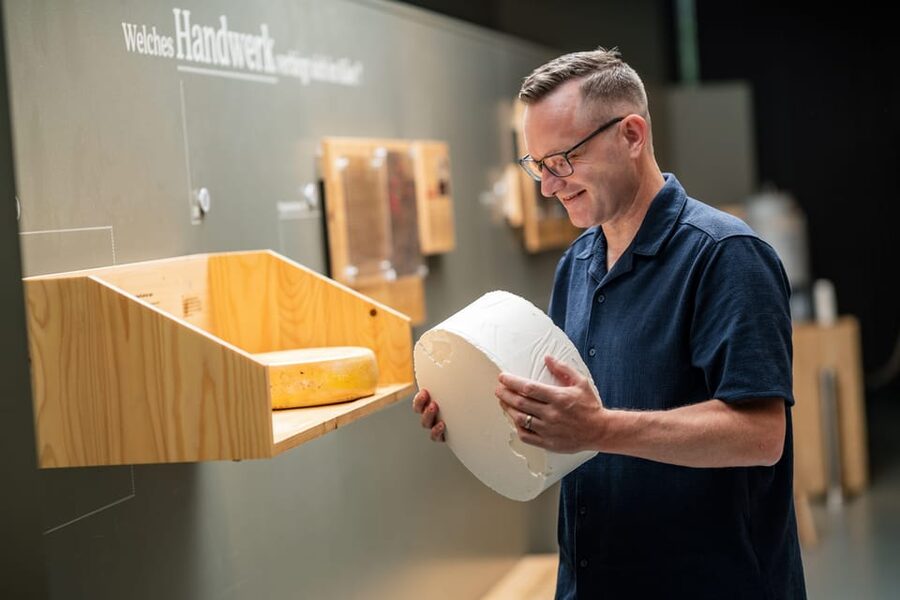 From Zurich: Chocolate and Cheese Tour in Appenzell - Who will enjoy this most?