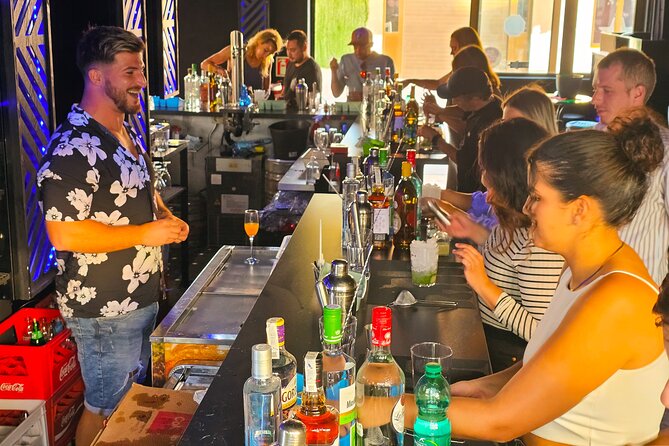 Fuerteventura Wine & Cheese Experience - Sensory games and canvas painting change the pace