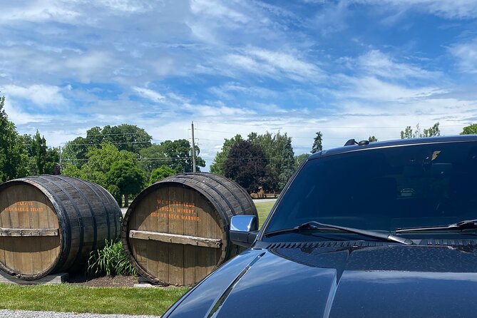 Full-Day Group Wine Tour (with cheese and charcuterie) in Niagara-on-the-Lake - Four Niagara wineries in five to six hours